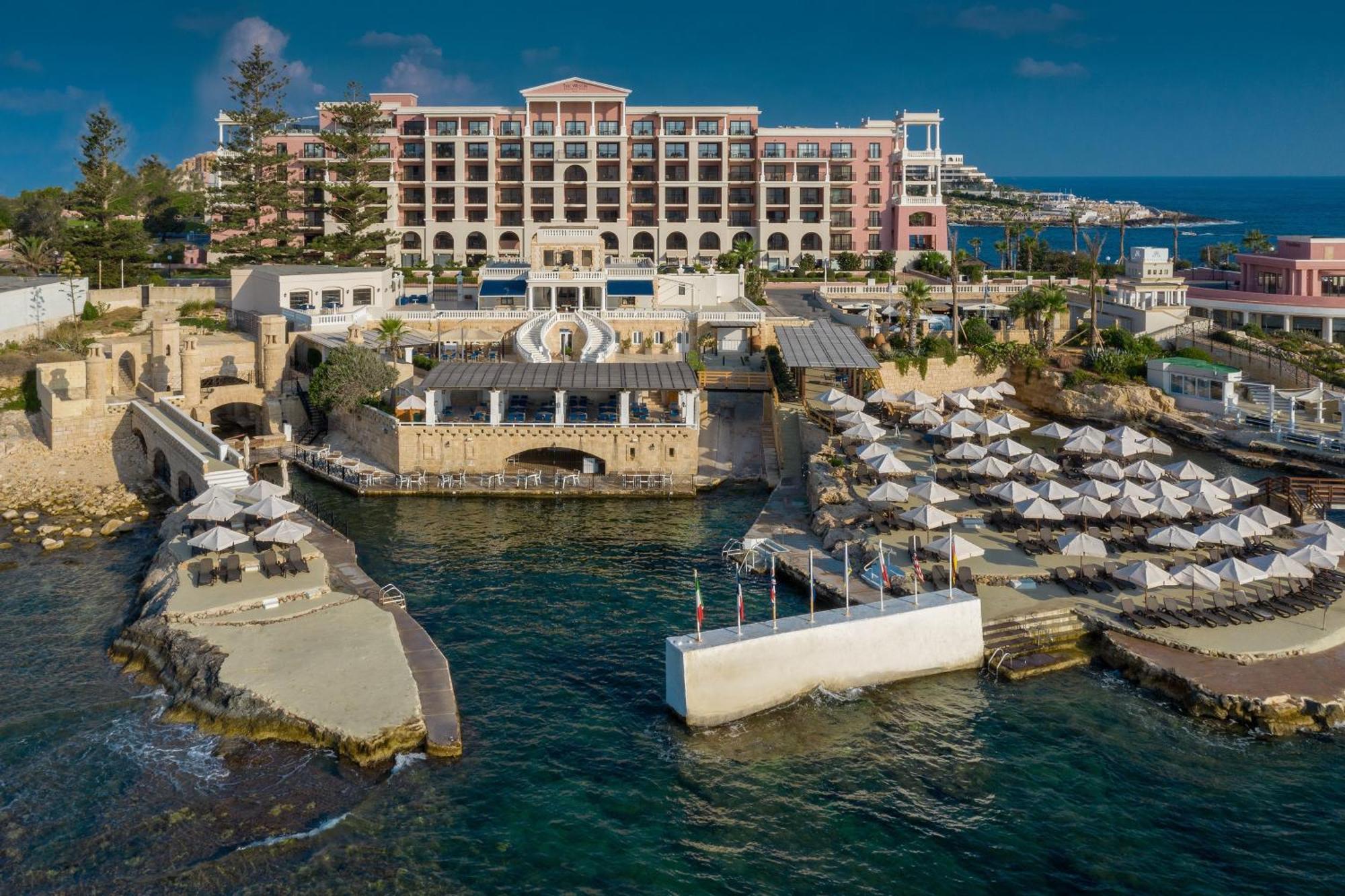 The Westin Dragonara Resort, Malta San Giuliano Esterno foto The Westin St. George's Bay