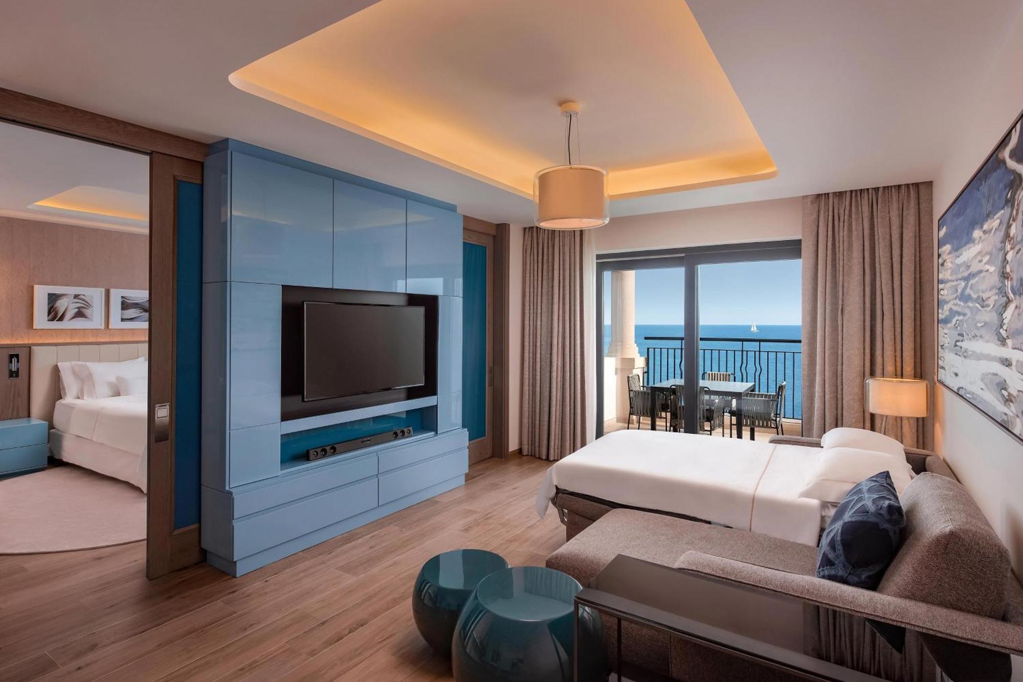 The Westin Dragonara Resort, Malta San Giuliano Esterno foto A suite at the hotel